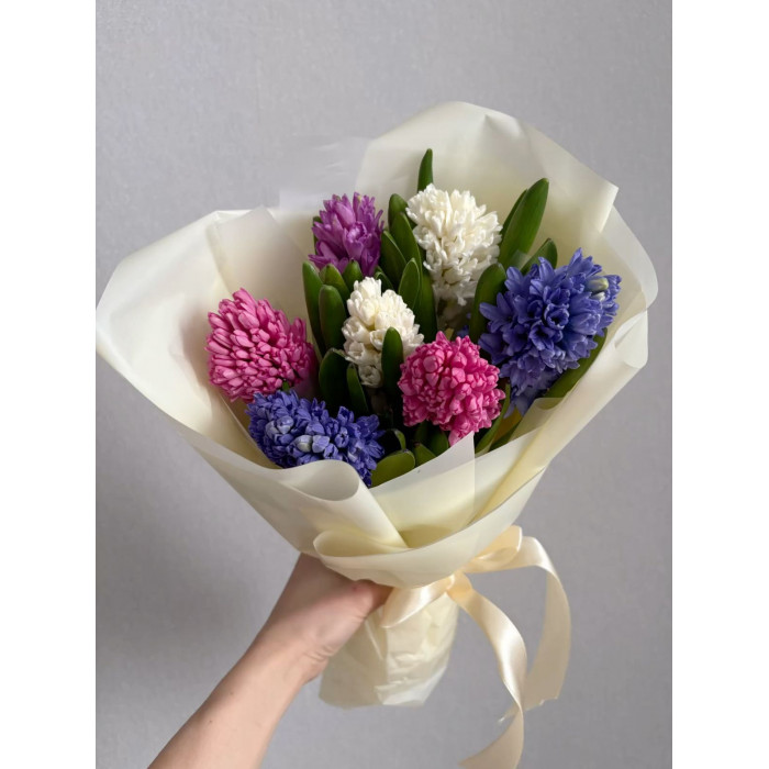 Гиацинты в Атбасаре